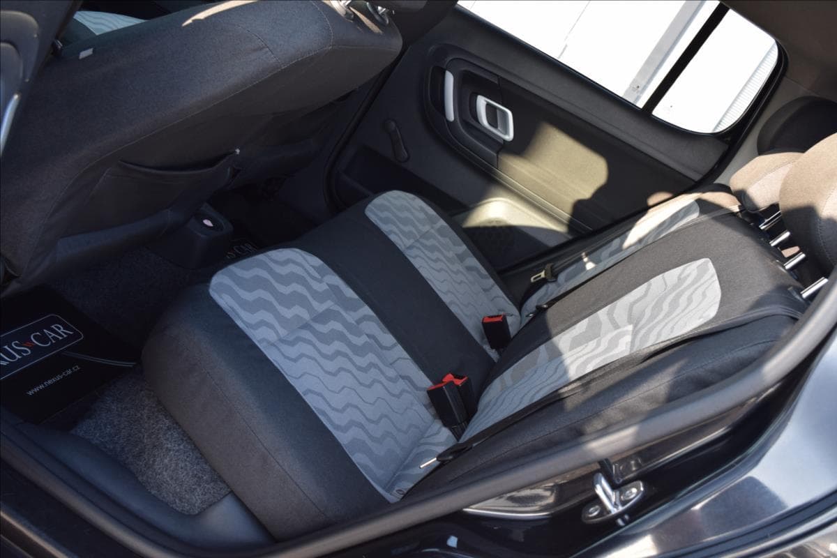 2007 Škoda Fabia - 18