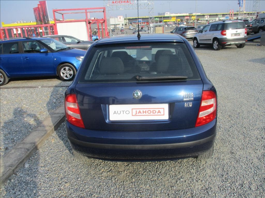 2007 Škoda Fabia - 13