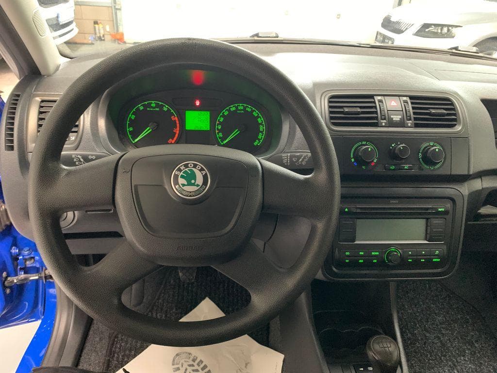 2010 Škoda FABIA - 9