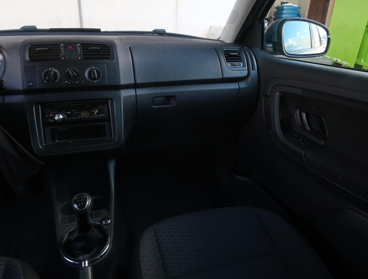 2011 Škoda FABIA - 11