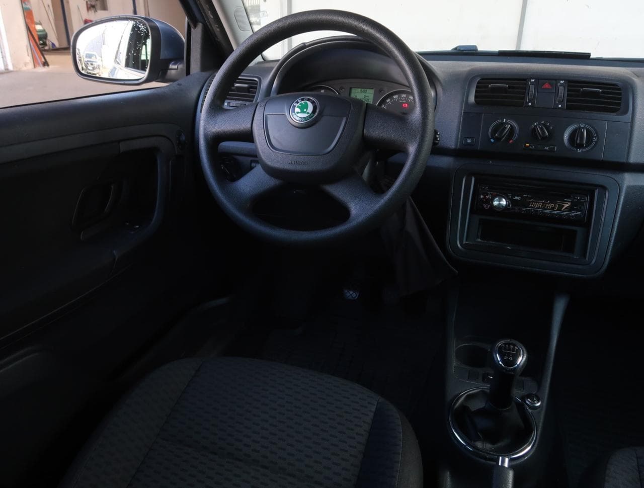 2011 Škoda FABIA - 9