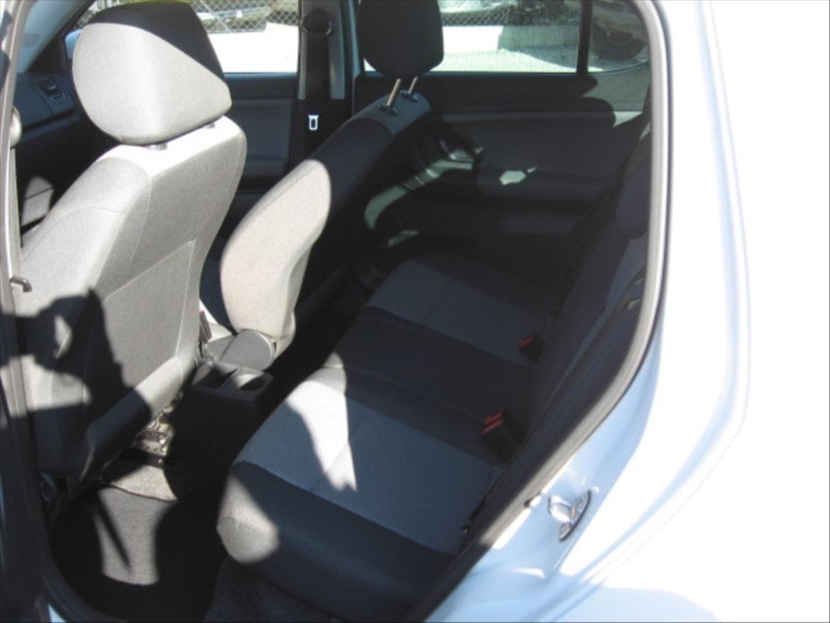 2014 Škoda Fabia - 8