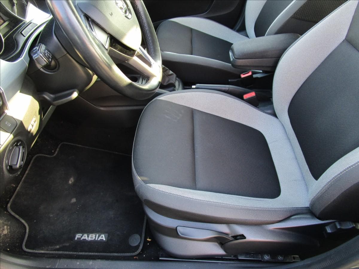 2018 Škoda Fabia - 11