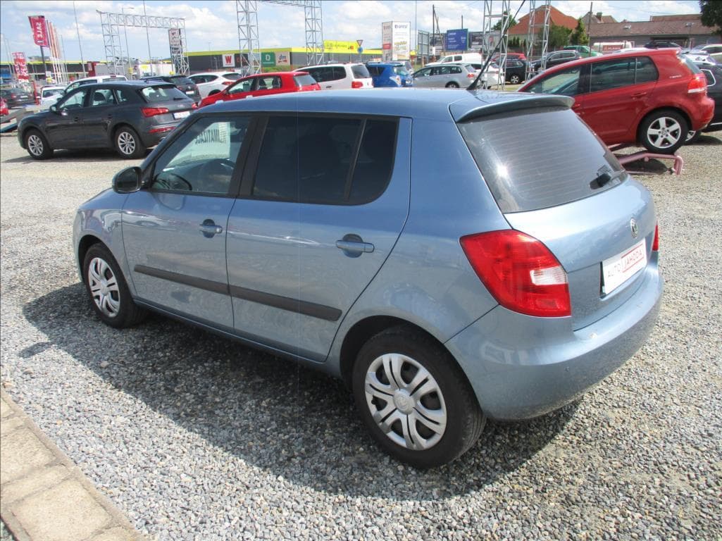 2010 Škoda FABIA - 7