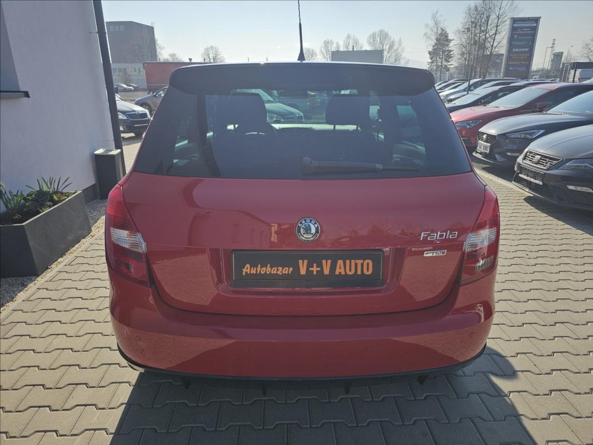 2011 Škoda FABIA - 8