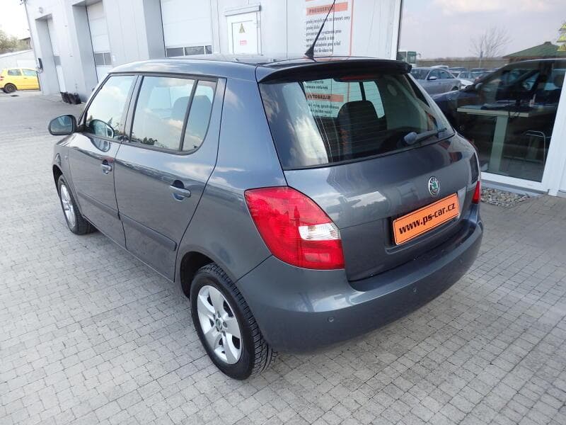 2010 Škoda FABIA - 5