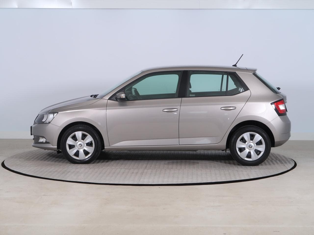 2017 Škoda FABIA - 4