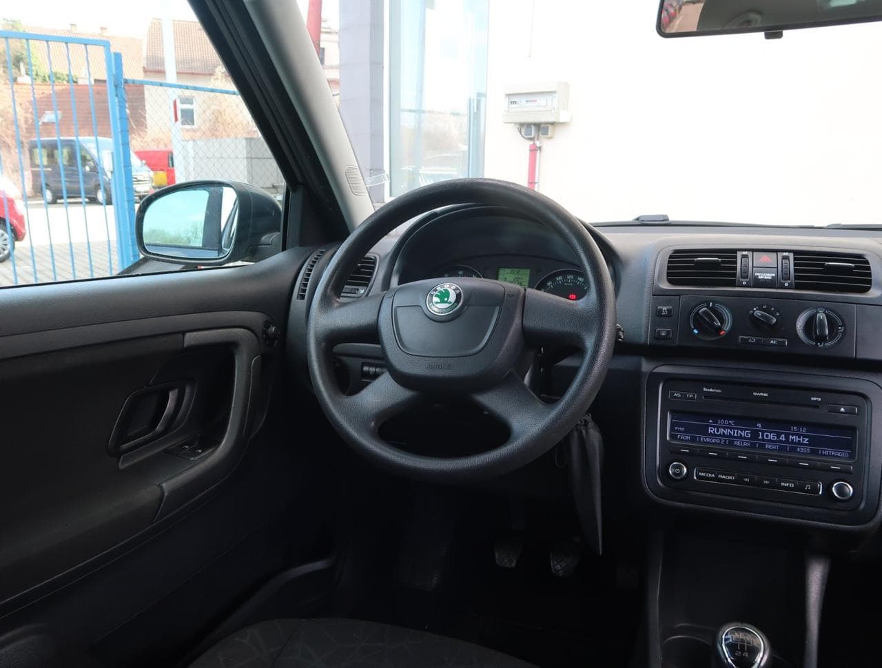 2011 Škoda FABIA - 9