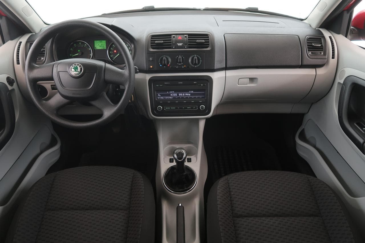 2010 Škoda FABIA - 10