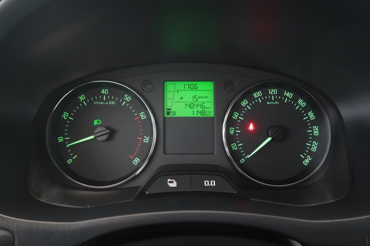 2010 Škoda FABIA - 17