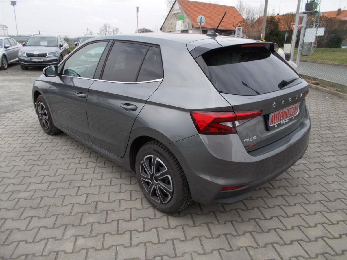 2021 Škoda FABIA - 12