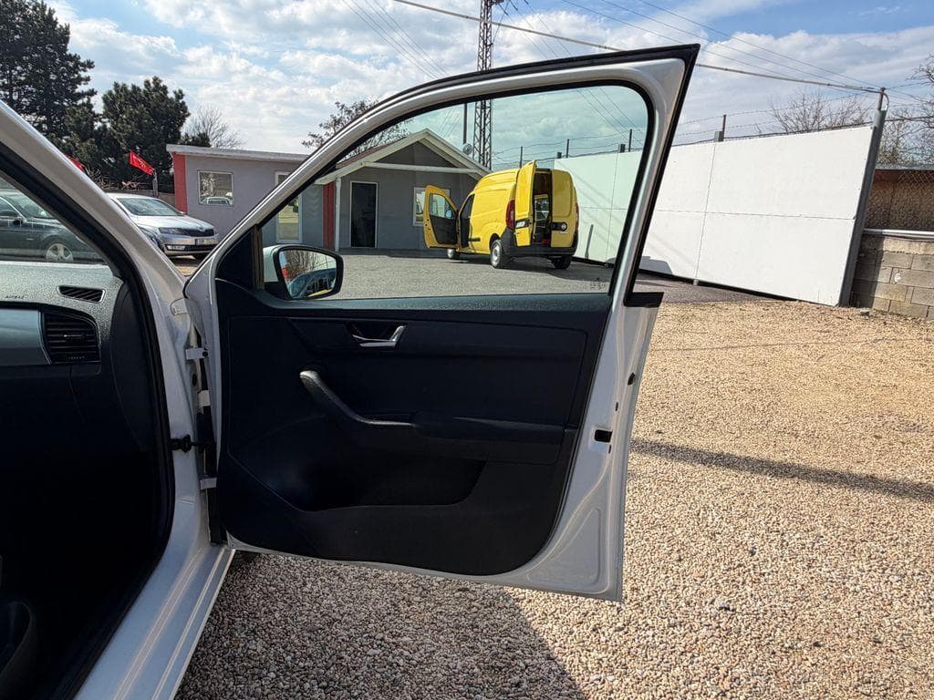 2015 Škoda FABIA - 15