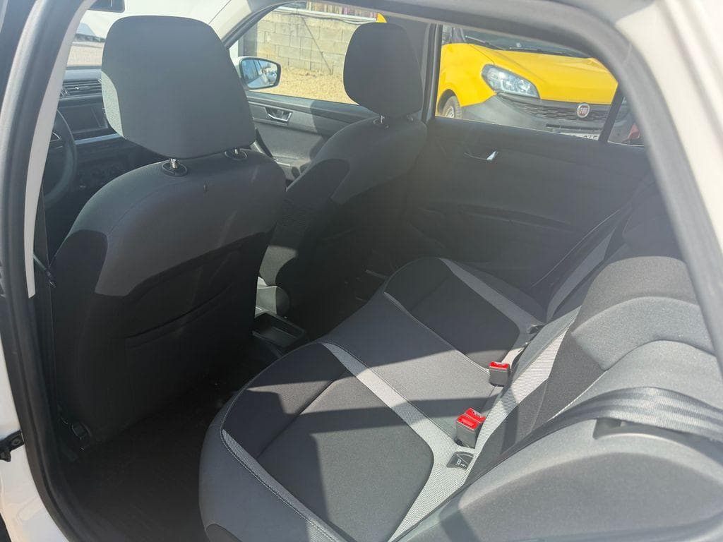 2015 Škoda FABIA - 14