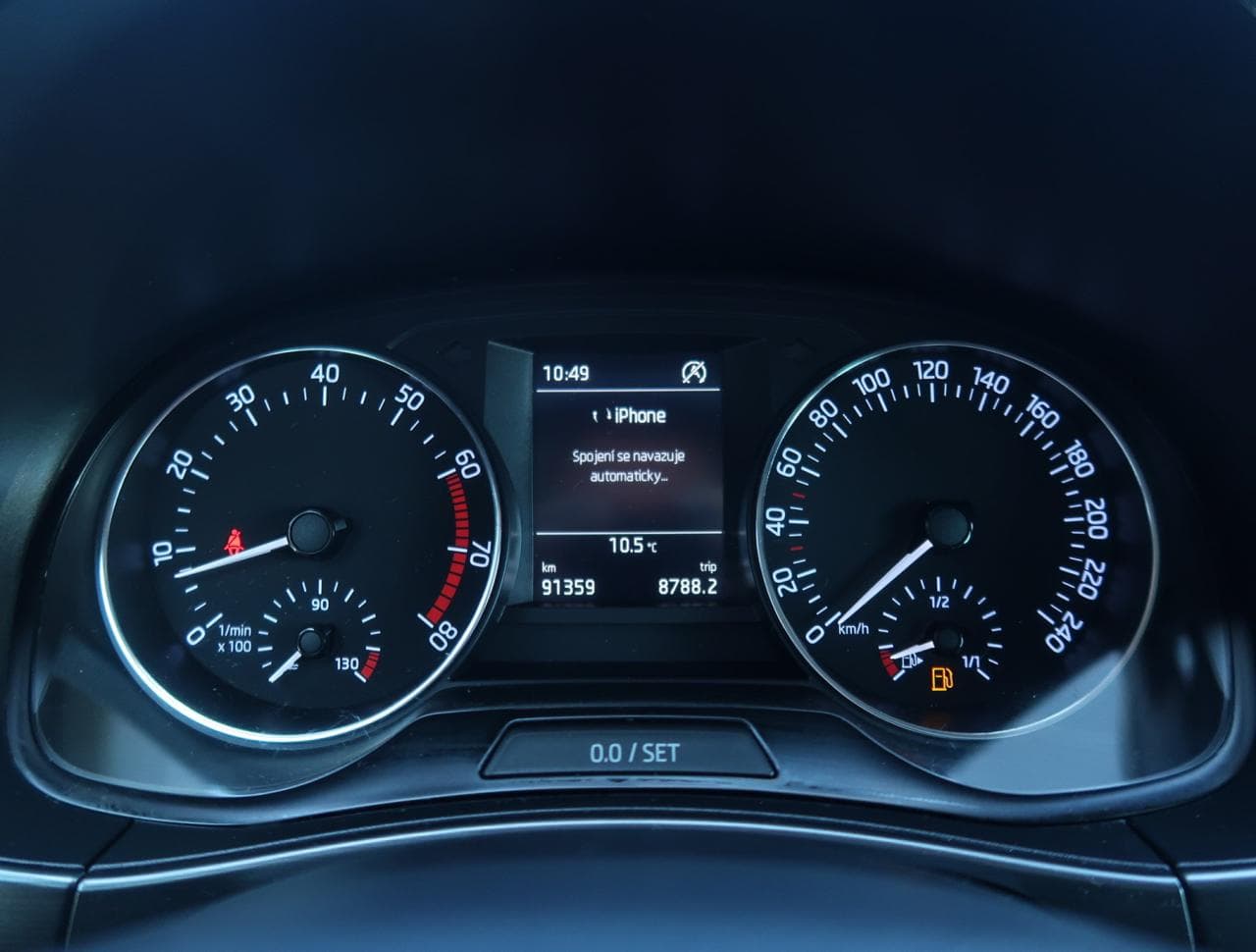 2016 Škoda FABIA - 17
