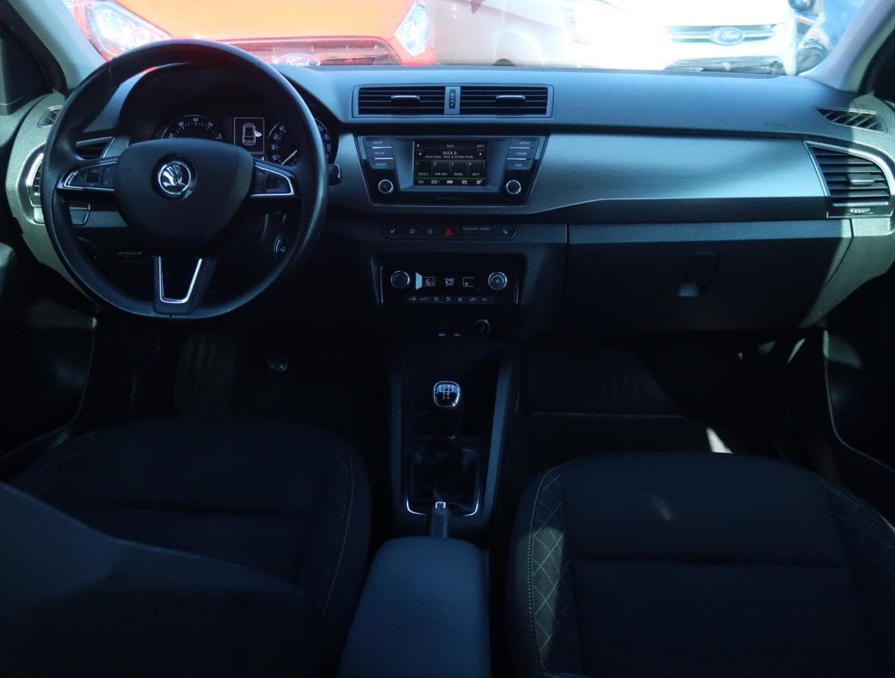 2016 Škoda FABIA - 10