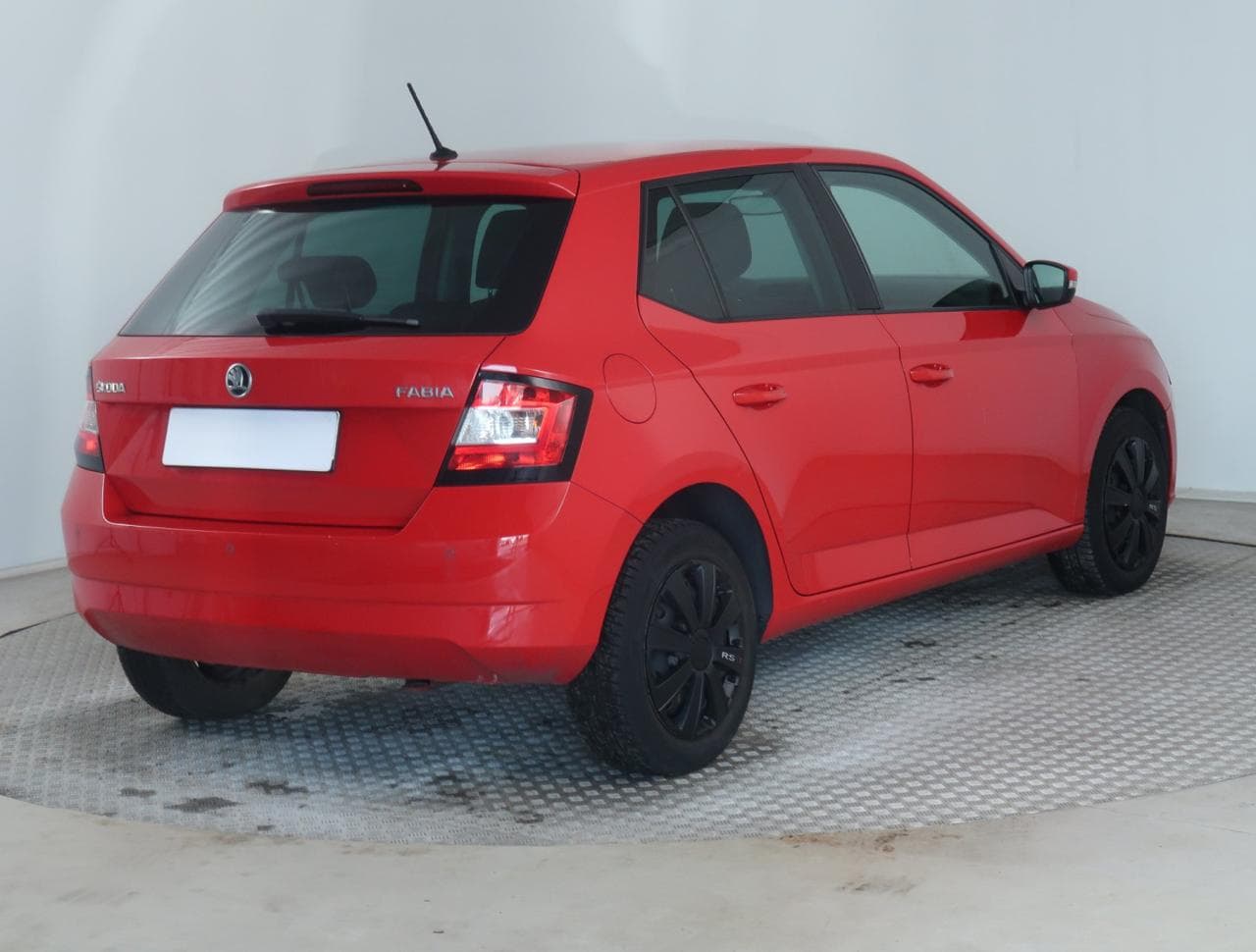2016 Škoda FABIA - 7
