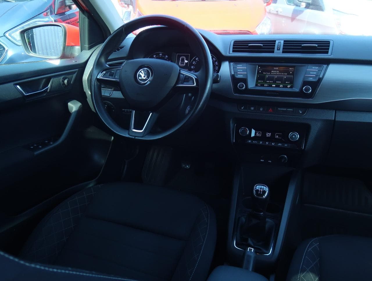 2016 Škoda FABIA - 9