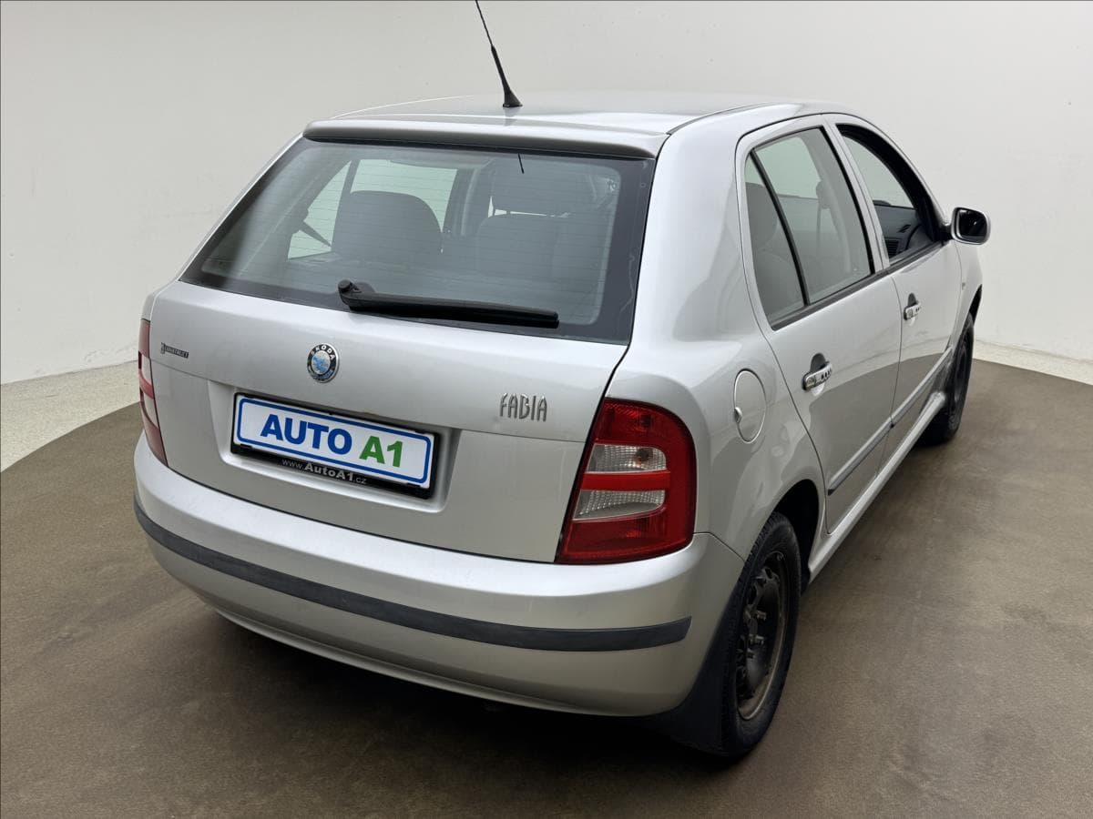 2002 Škoda FABIA - 4