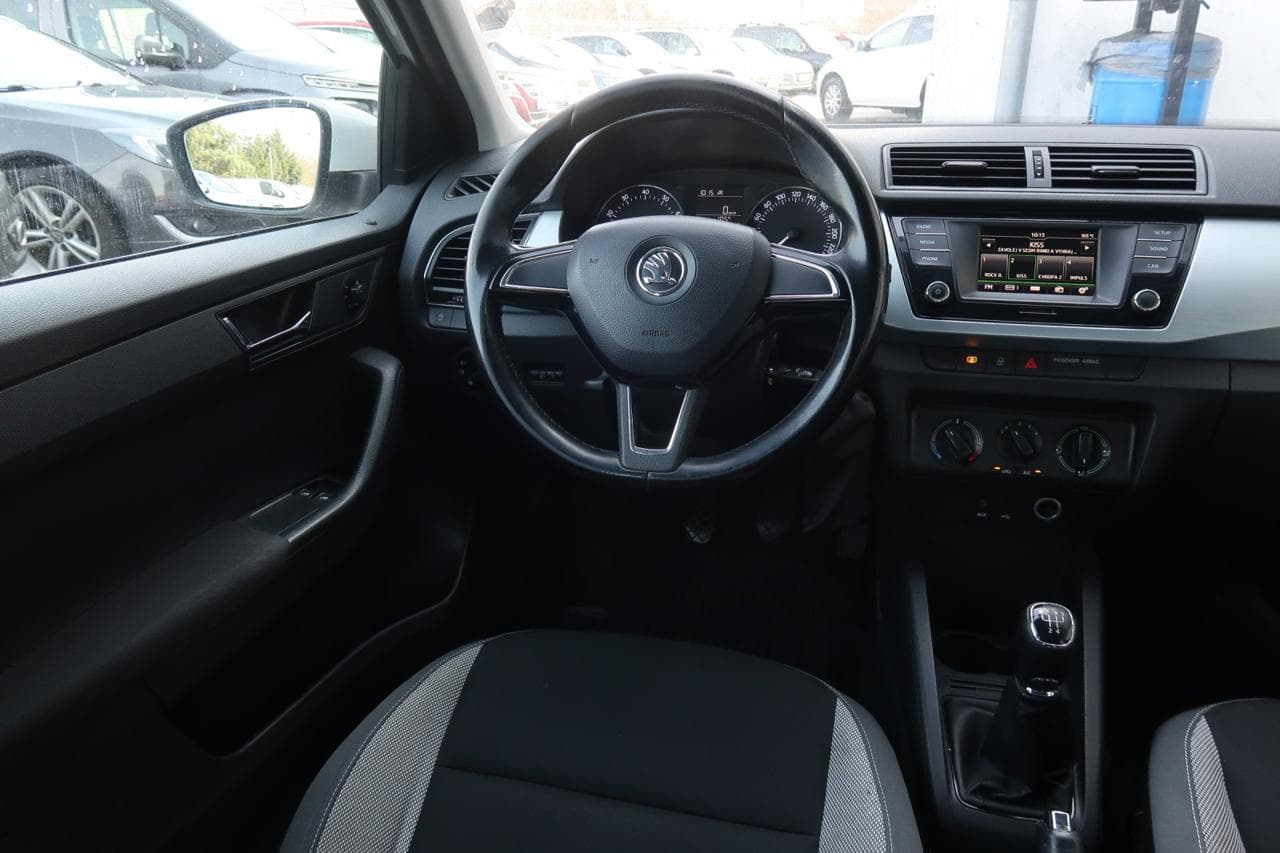 2015 Škoda Fabia - 17