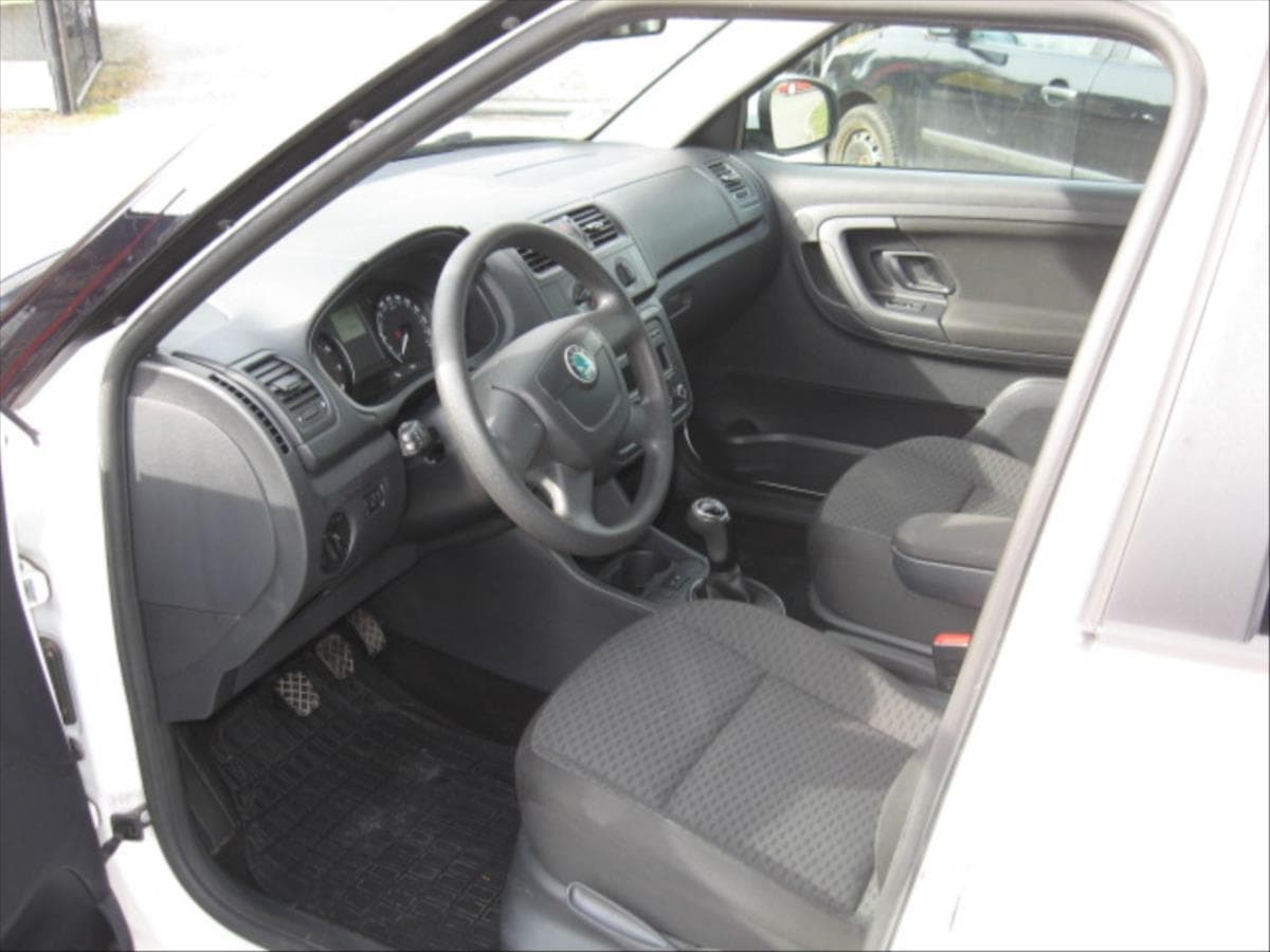2013 Škoda FABIA - 7