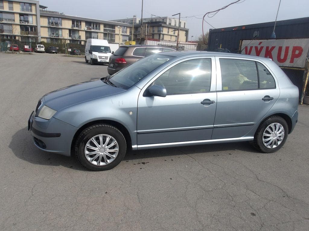Škoda Fabia 1,2i  STK 03/2028 !!! 2.MAJ.! hatchback