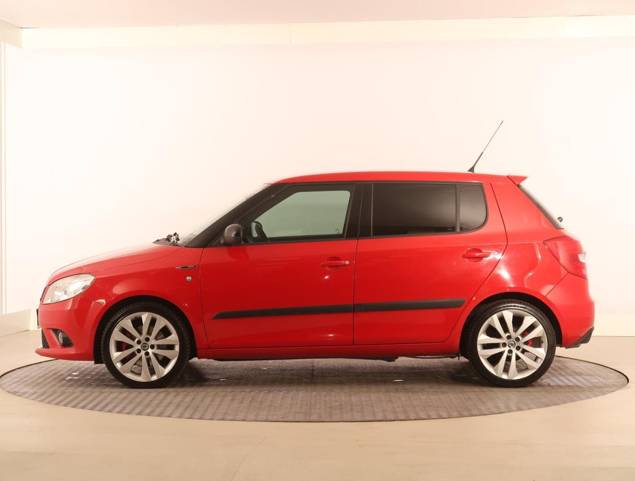 2010 Škoda FABIA - 4