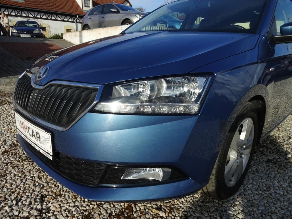 2021 Škoda FABIA - 12