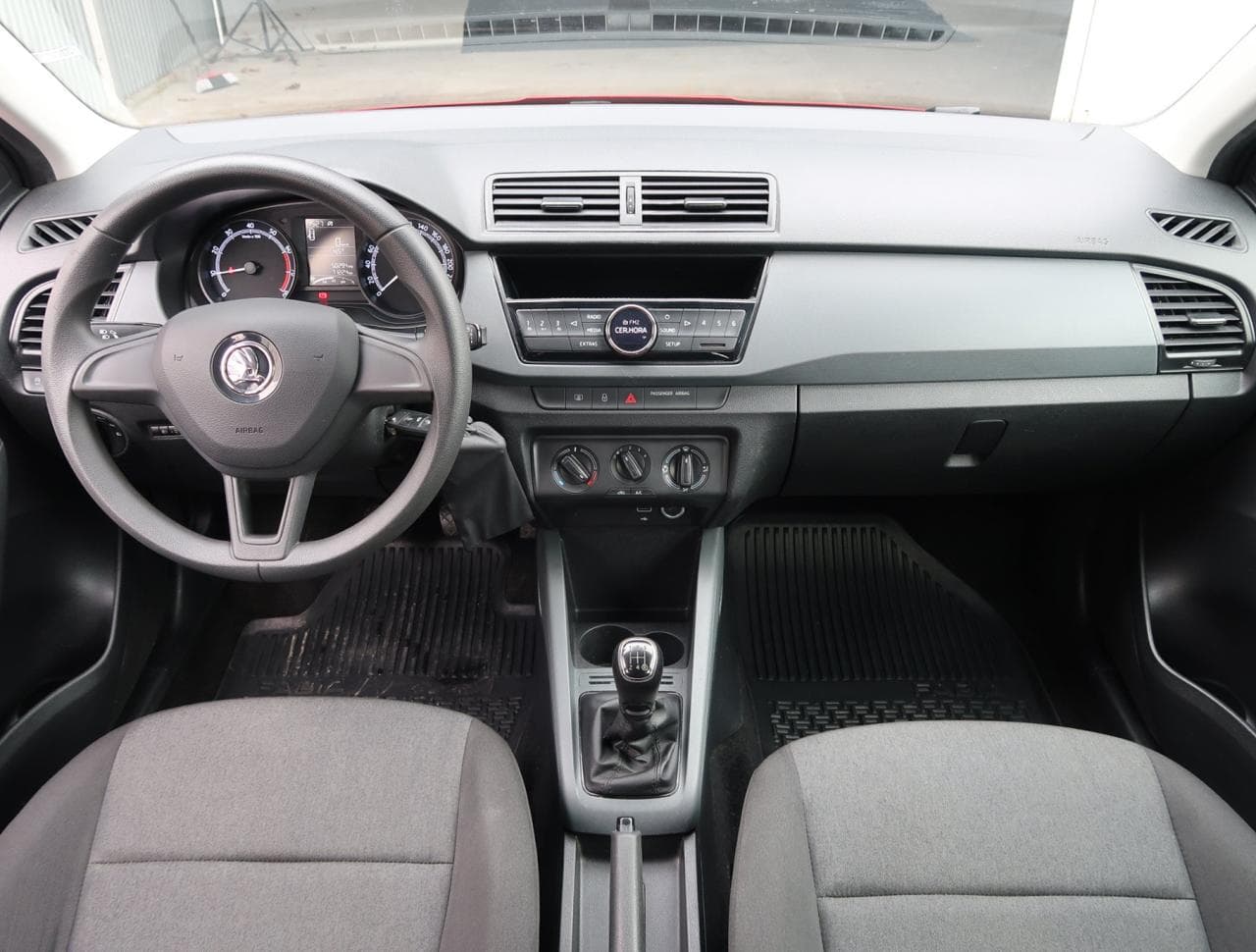 2019 Škoda FABIA - 10
