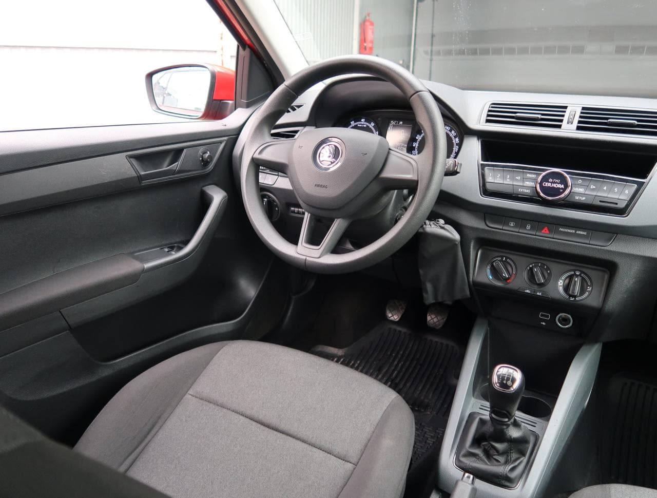 2019 Škoda FABIA - 9