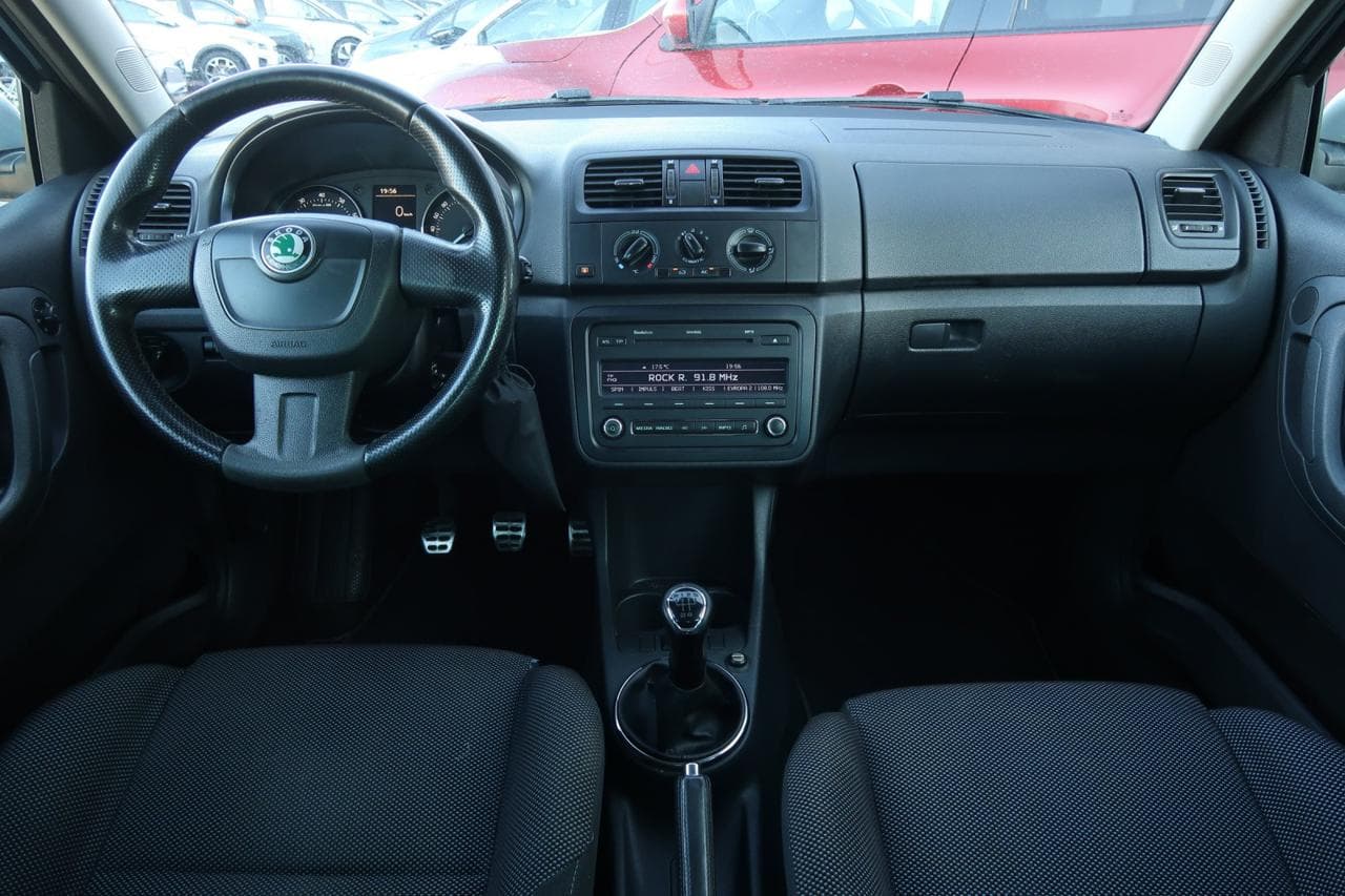 2010 Škoda FABIA - 15