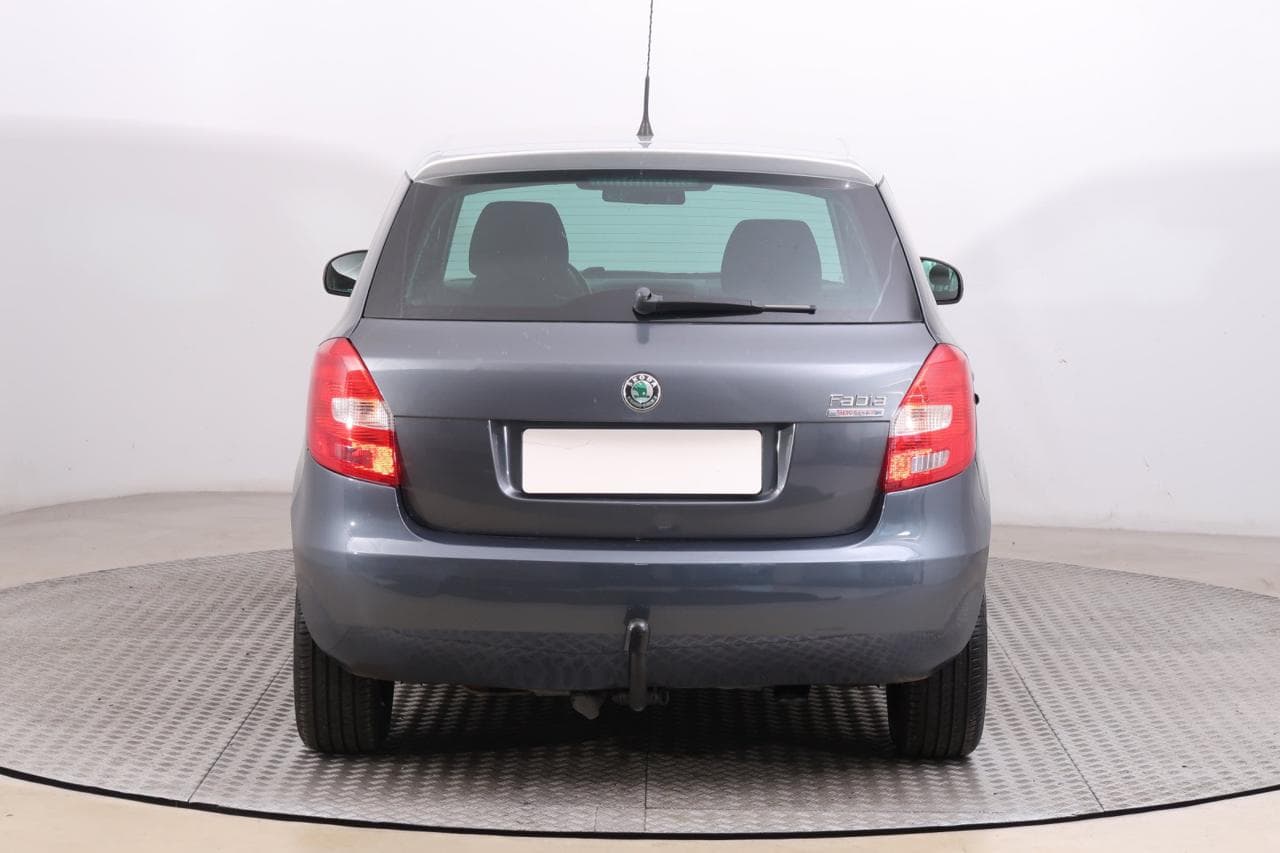 2010 Škoda FABIA - 7