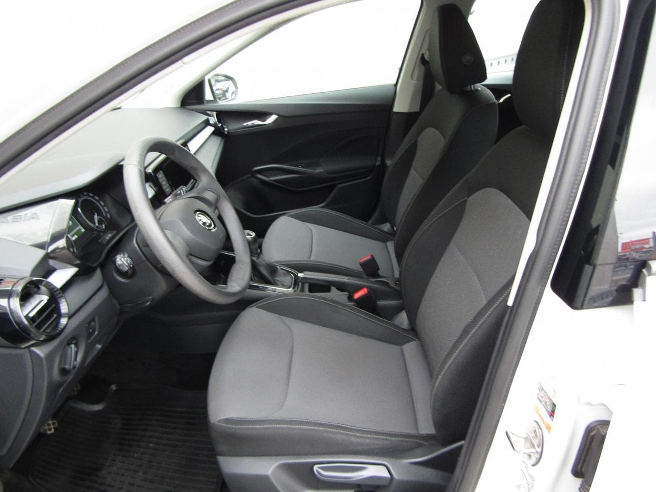 2021 Škoda FABIA - 9