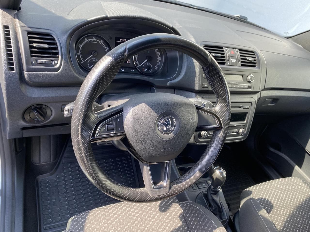 2013 Škoda FABIA - 12