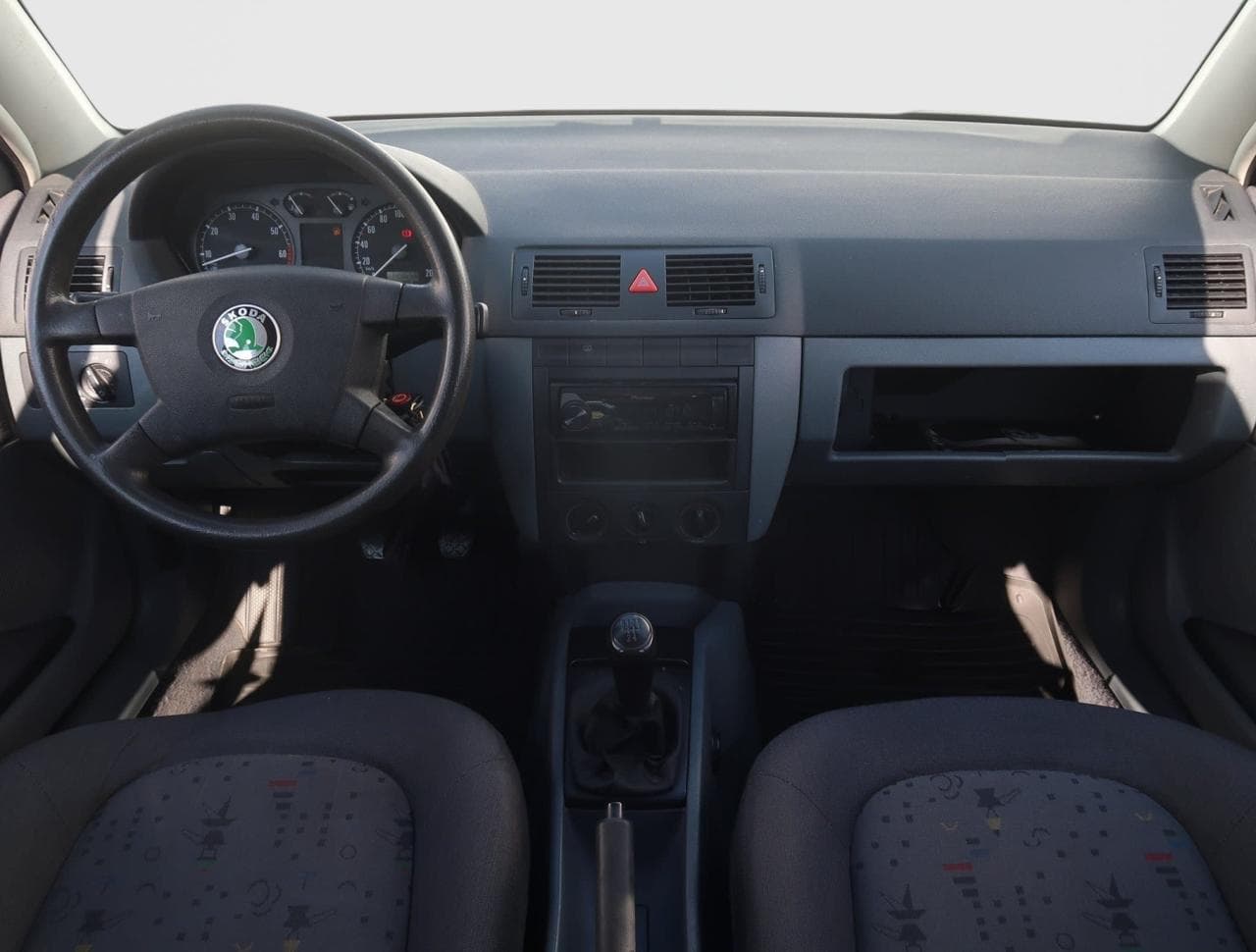 2002 Škoda FABIA - 10