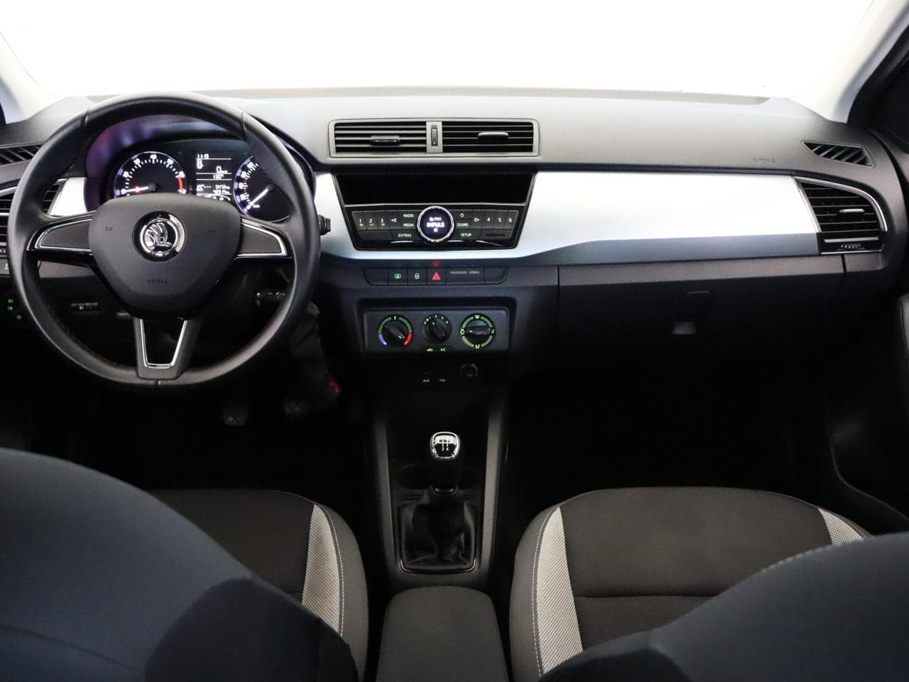 2018 Škoda FABIA - 15