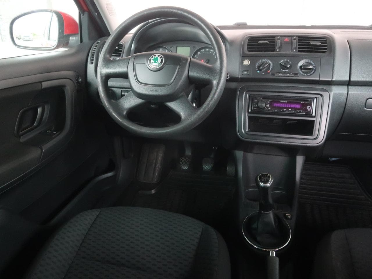2010 Škoda FABIA - 9
