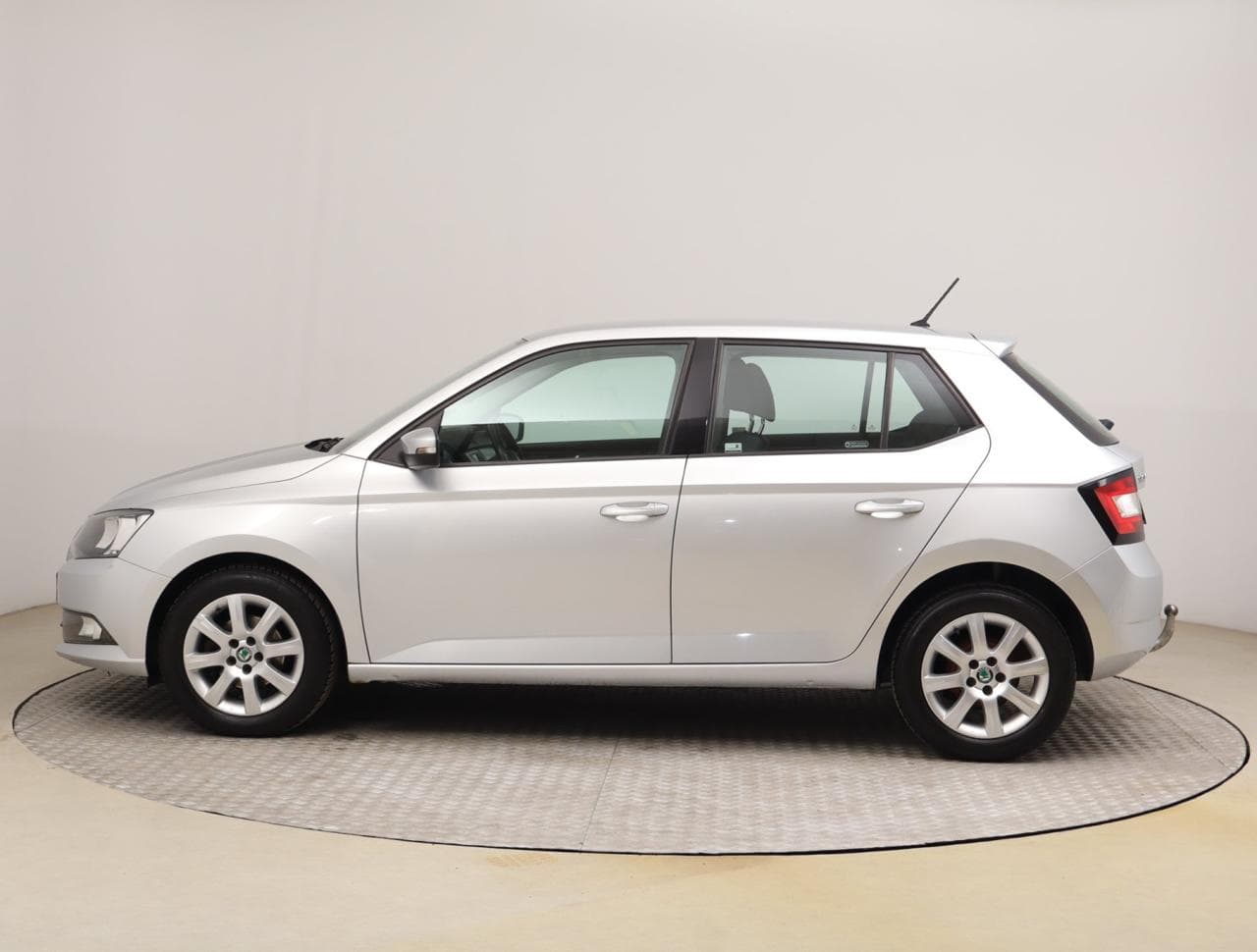 2015 Škoda FABIA - 4