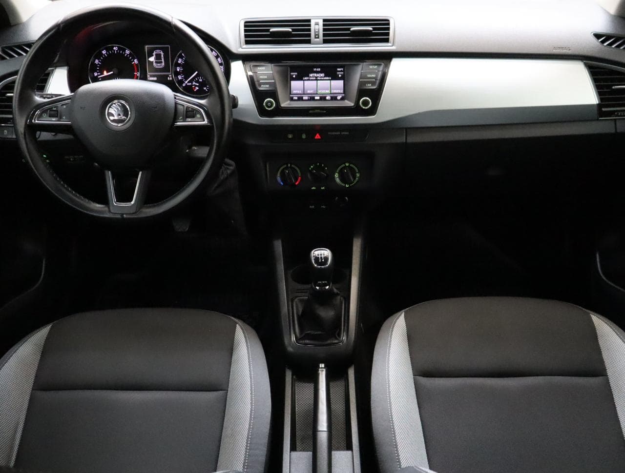 2015 Škoda FABIA - 10