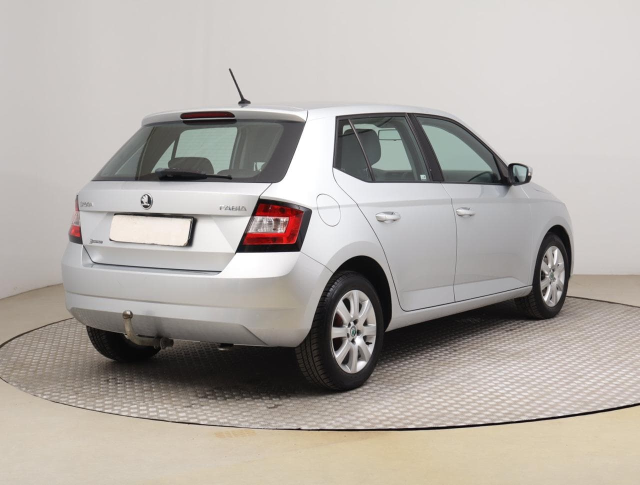 2015 Škoda FABIA - 7