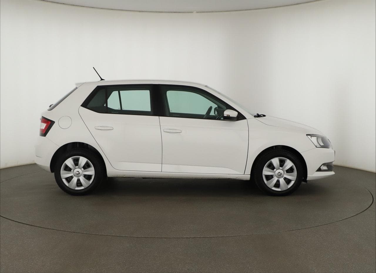 2018 Škoda FABIA - 8