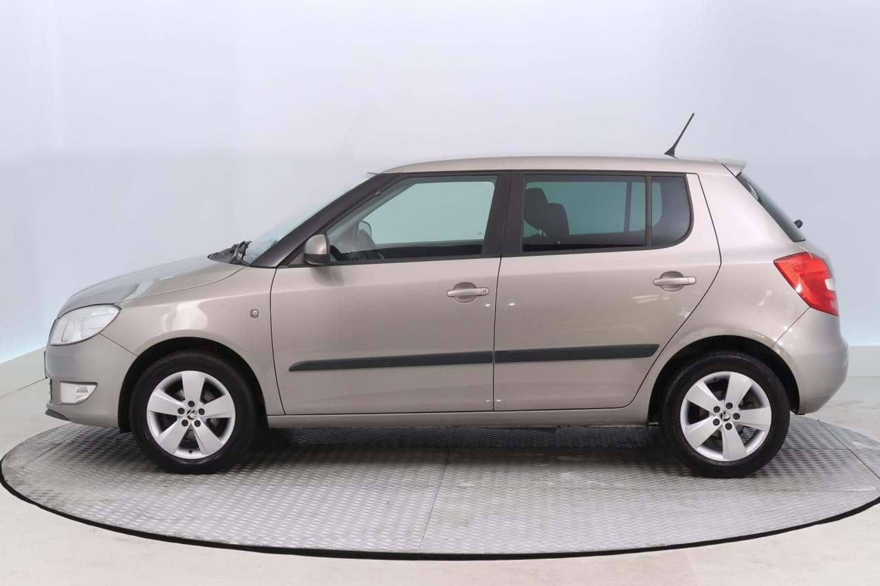 2011 Škoda FABIA - 4