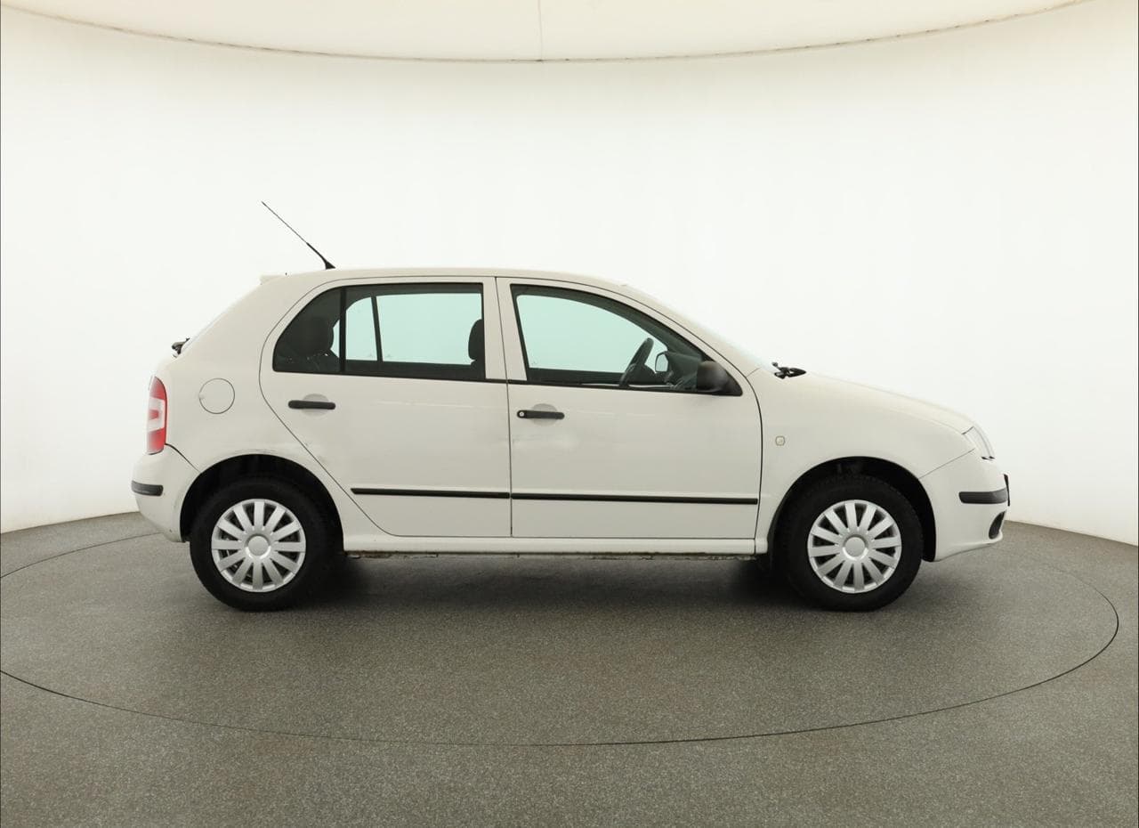 2005 Škoda FABIA - 8