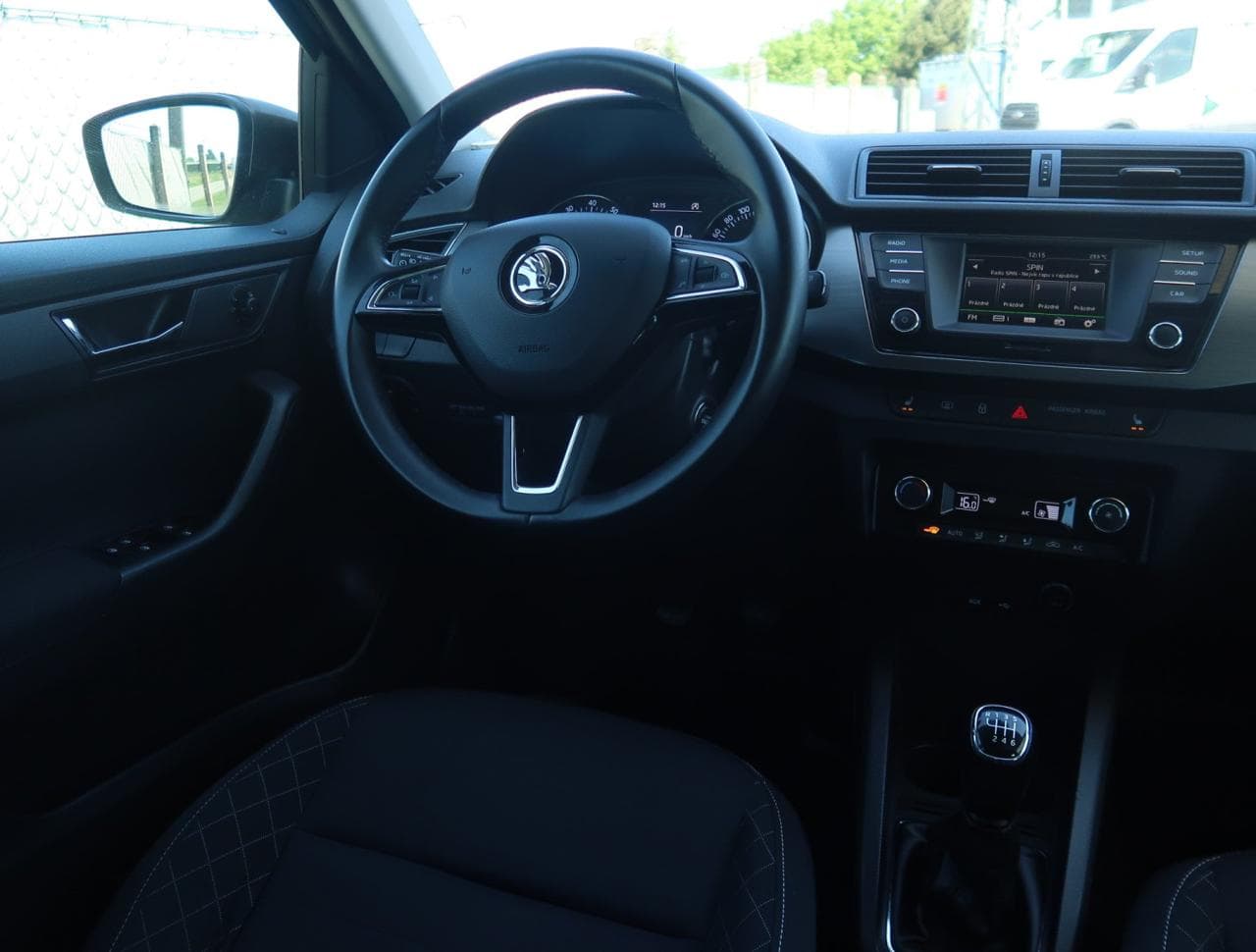 2018 Škoda FABIA - 9