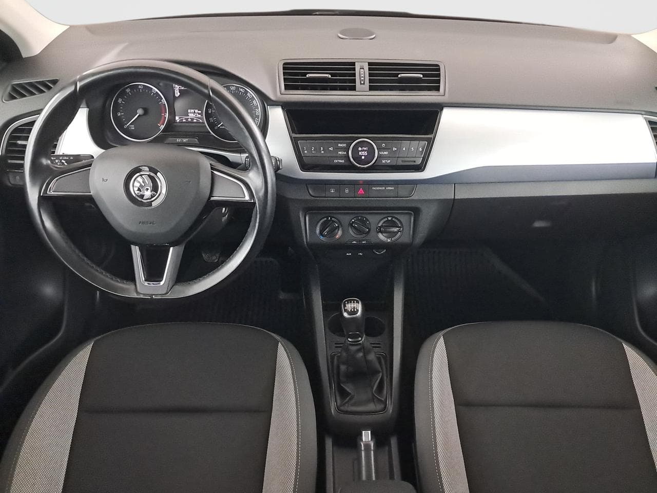 2017 Škoda FABIA - 9