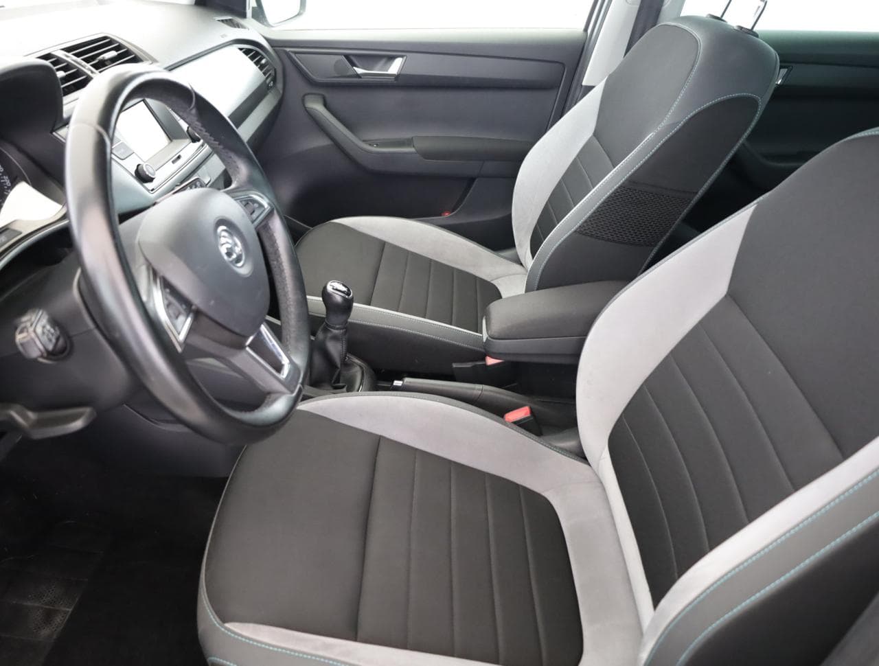 2017 Škoda FABIA - 21