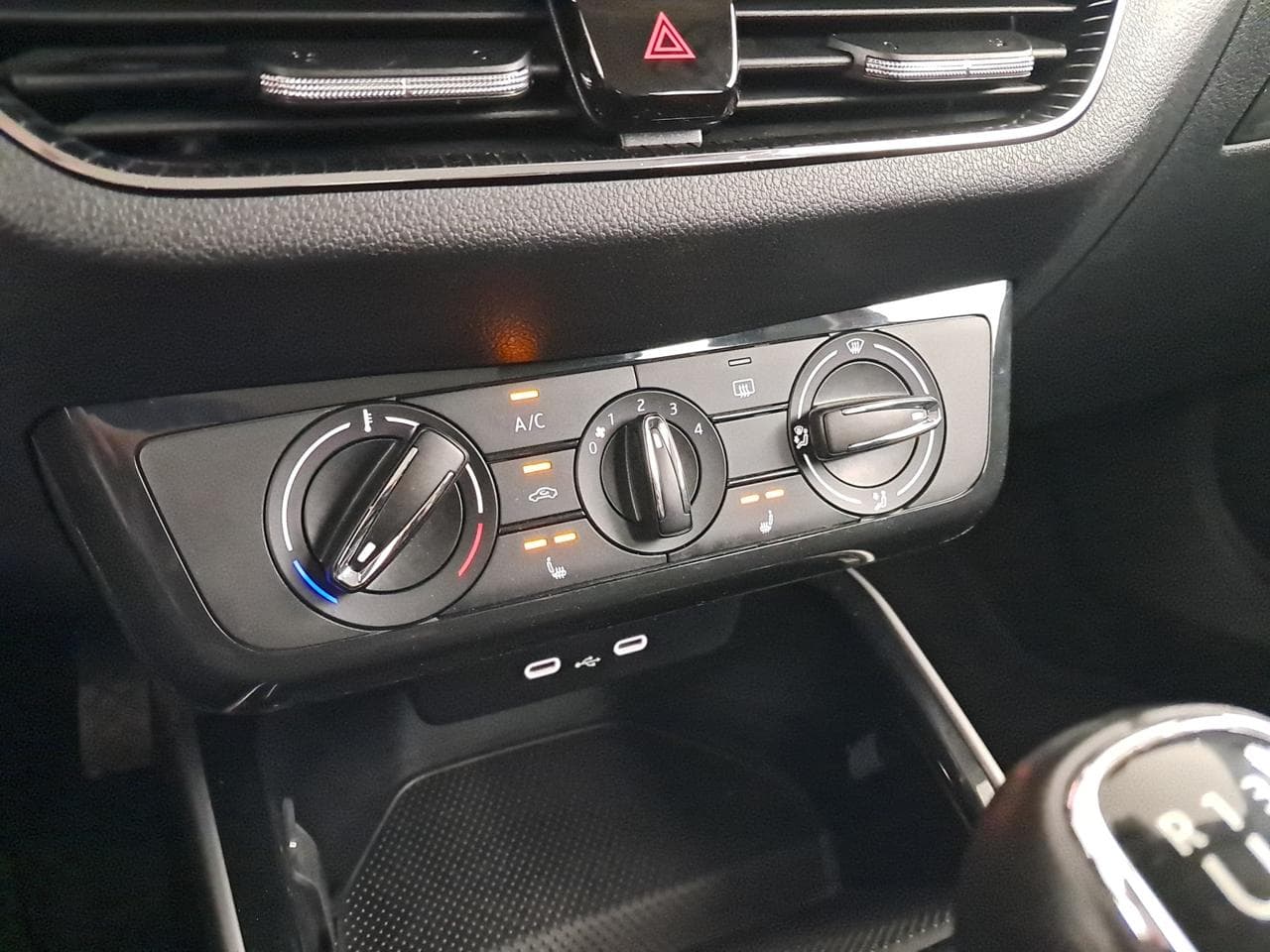 2022 Škoda FABIA - 18