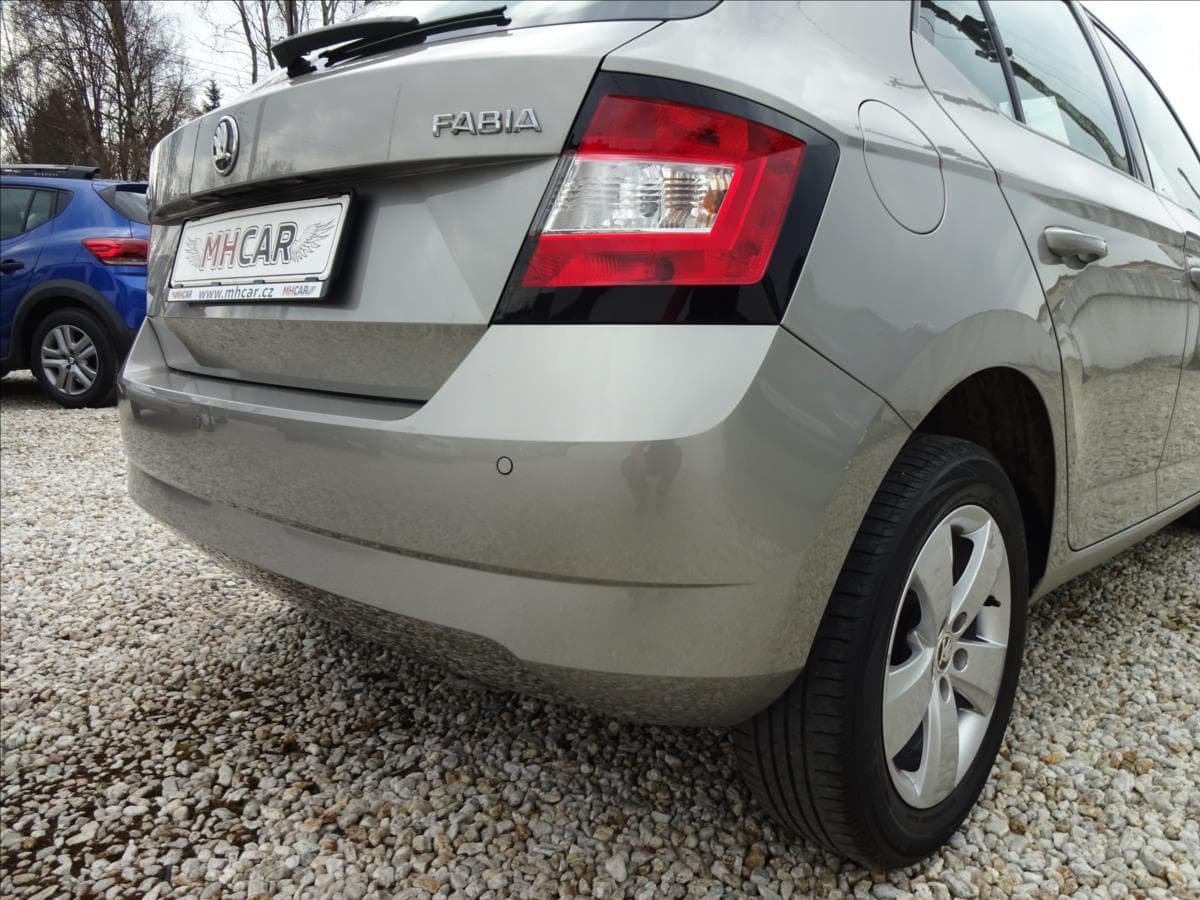 2018 Škoda FABIA - 15
