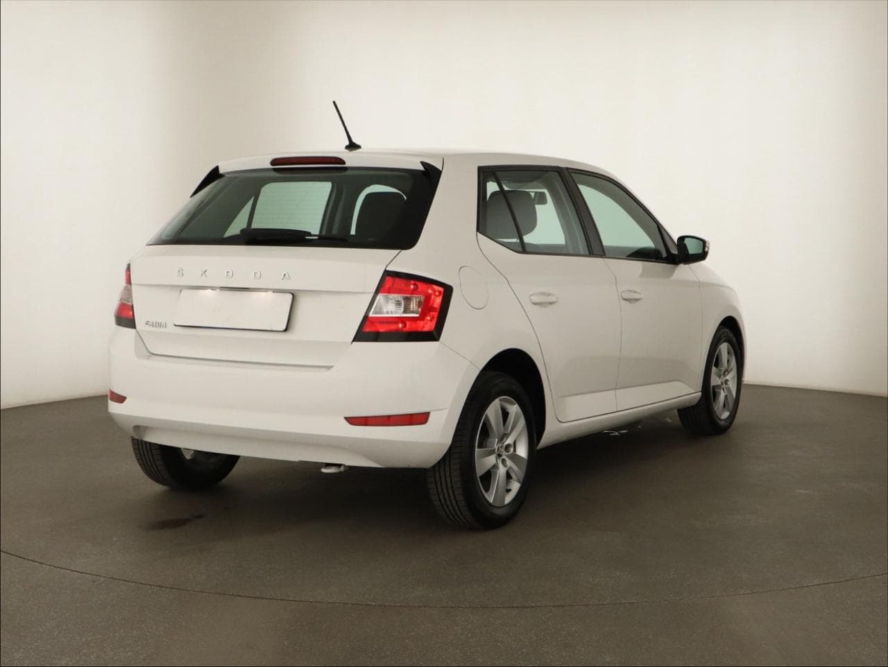 2019 Škoda FABIA - 10