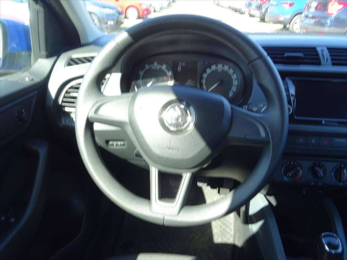 2019 Škoda FABIA - 11