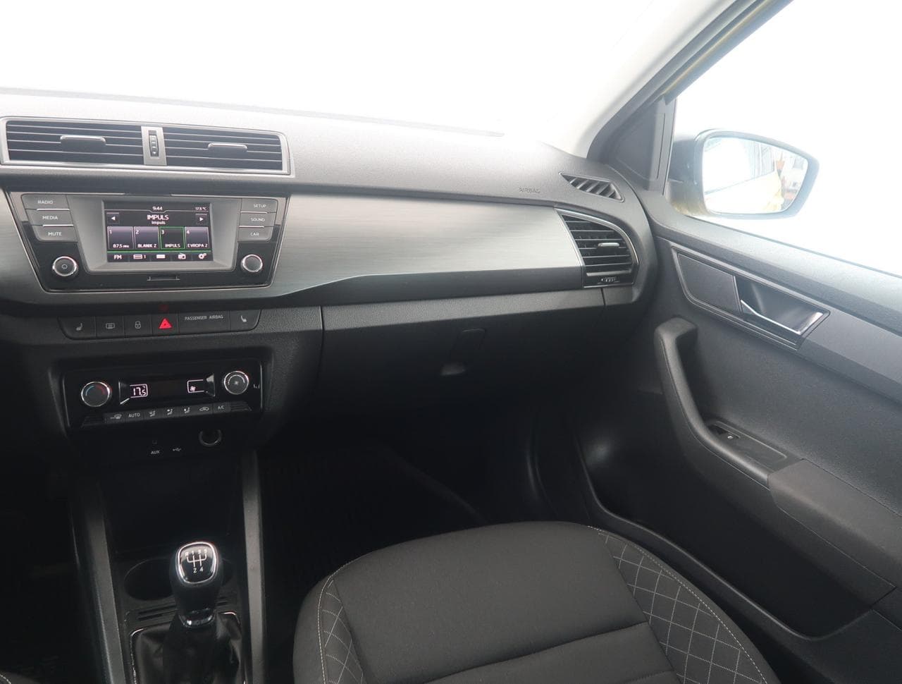 2015 Škoda FABIA - 22